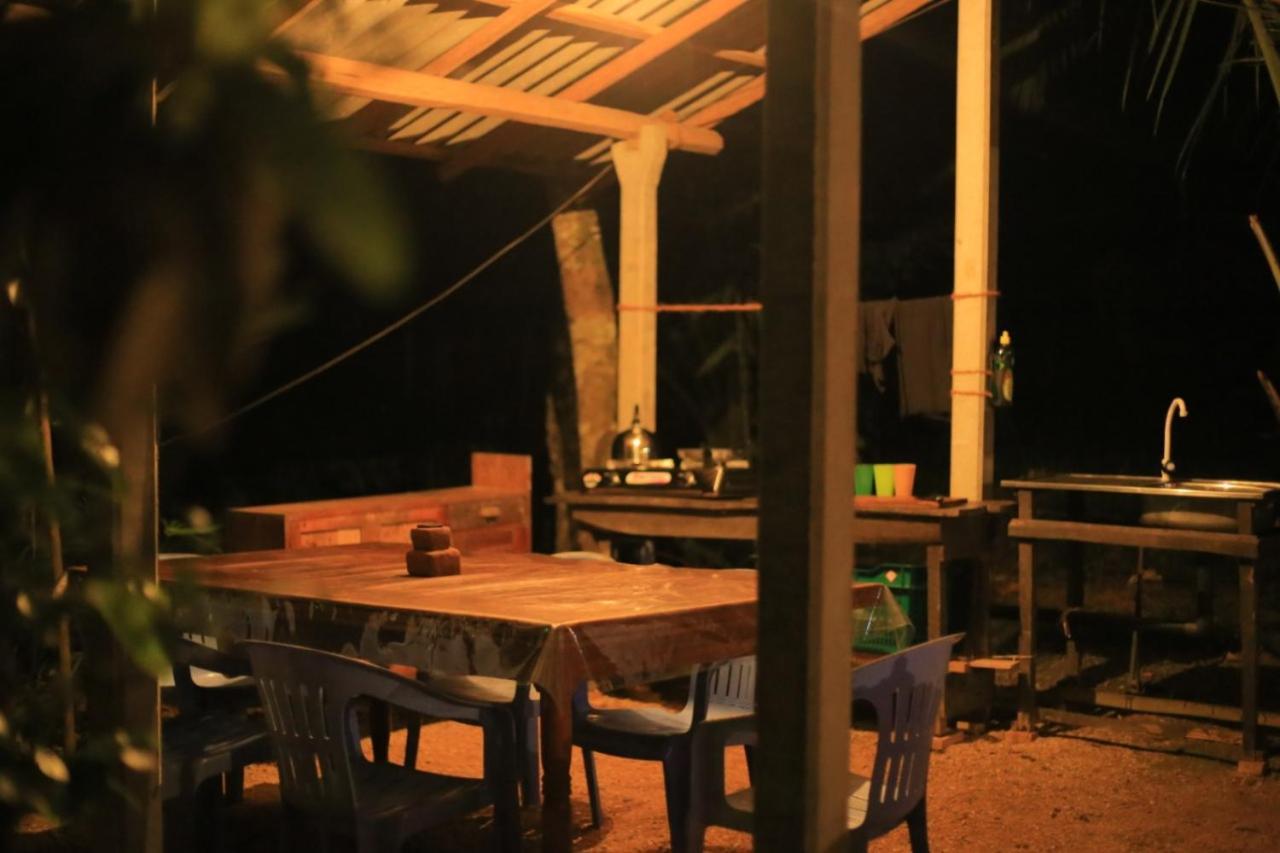 Hidden Well Hiriketiya Hostel Dikwella Exterior foto