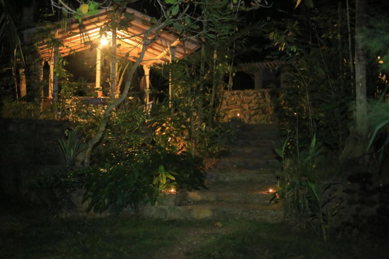 Hidden Well Hiriketiya Hostel Dikwella Exterior foto