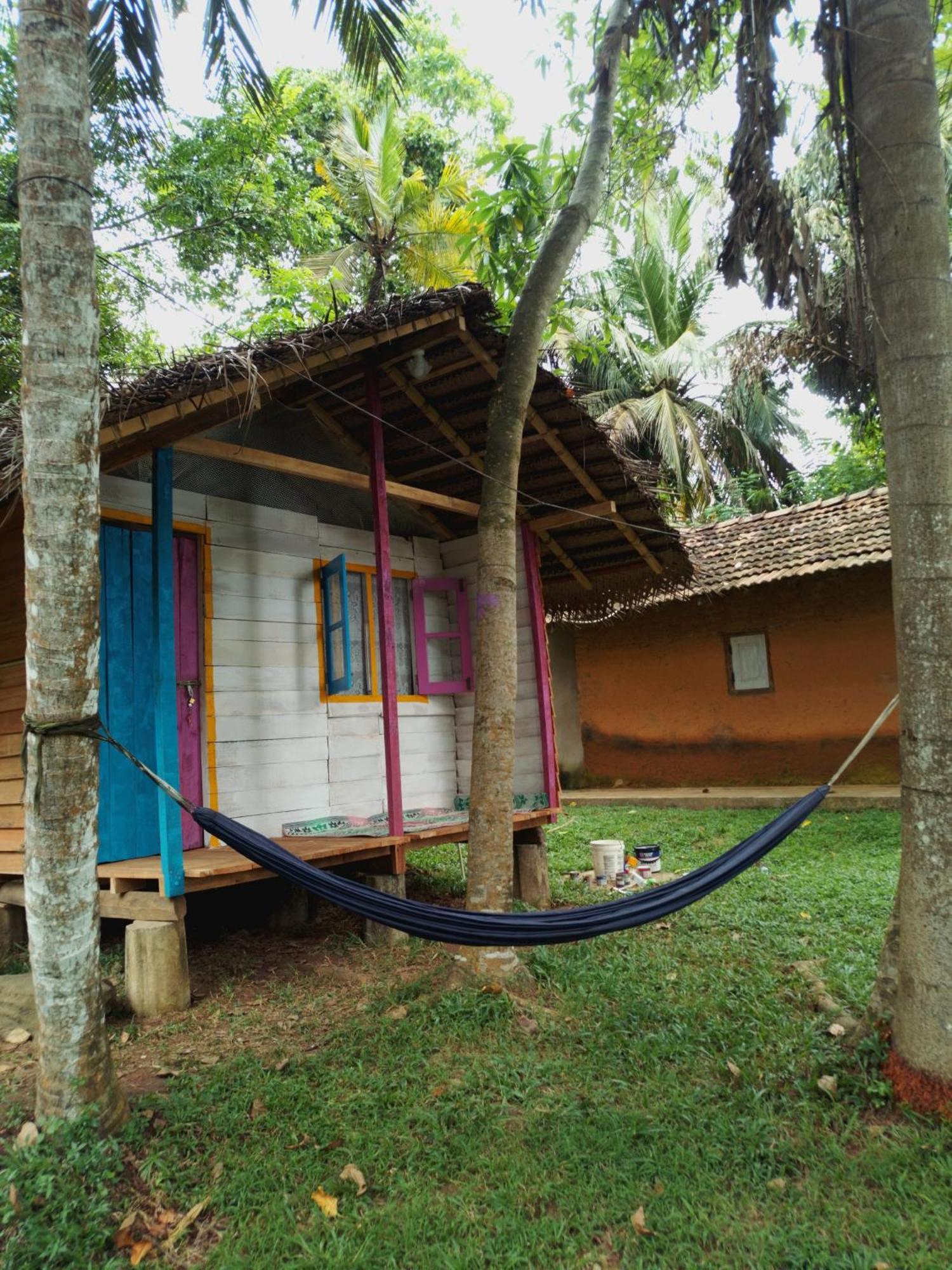 Hidden Well Hiriketiya Hostel Dikwella Exterior foto