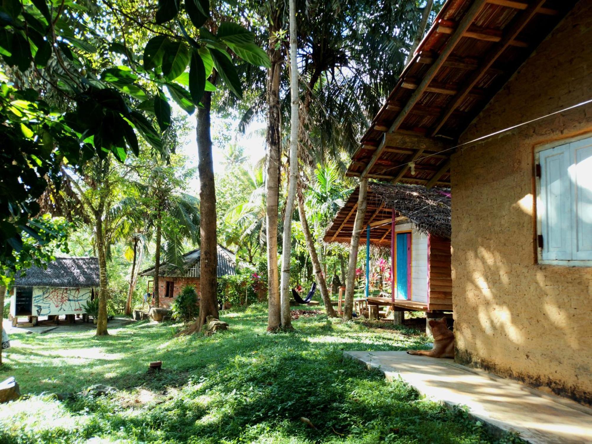 Hidden Well Hiriketiya Hostel Dikwella Exterior foto