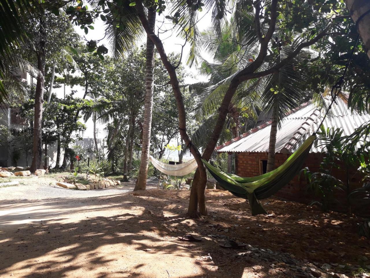 Hidden Well Hiriketiya Hostel Dikwella Exterior foto